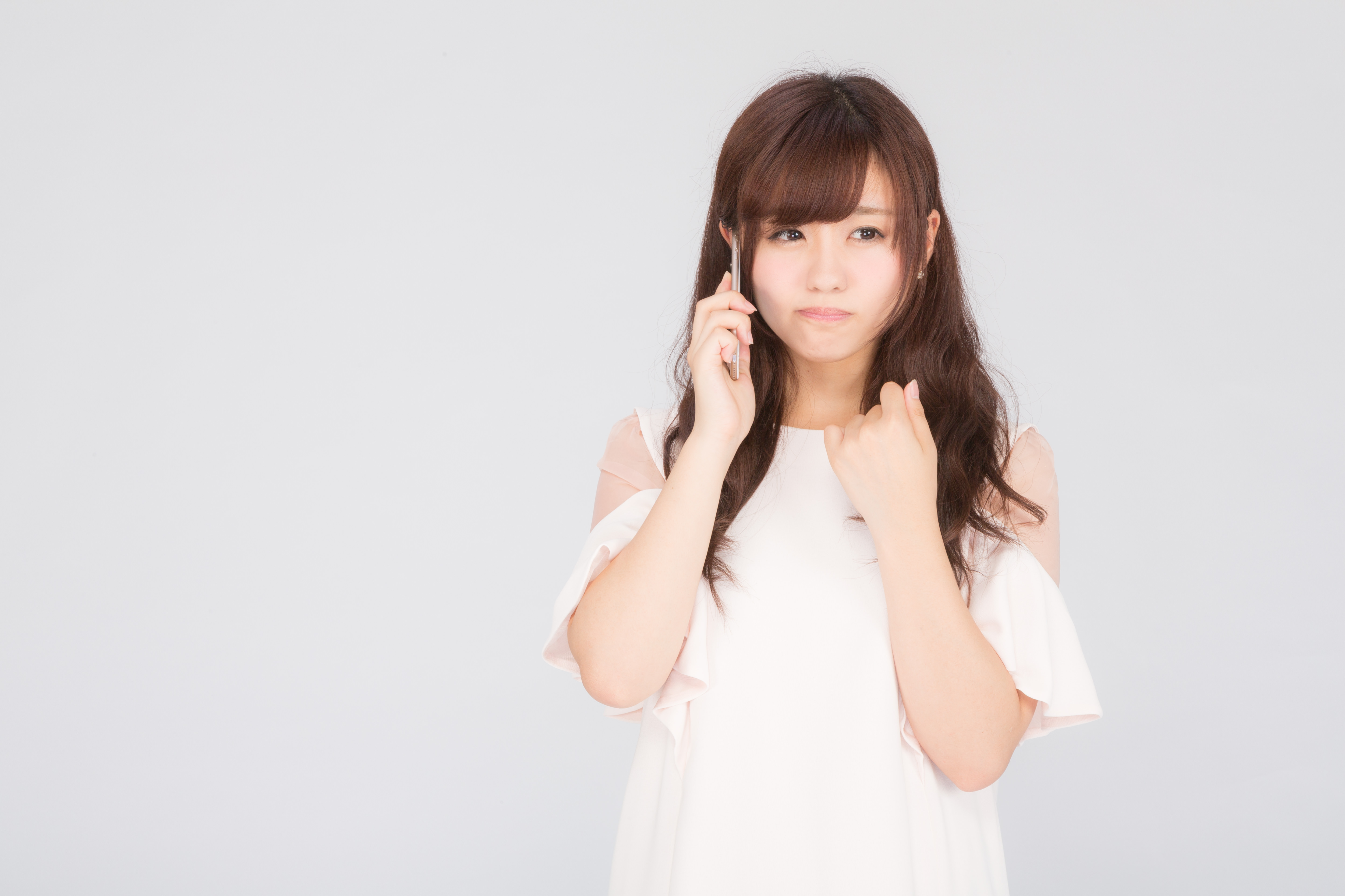 キャンセル電話する人