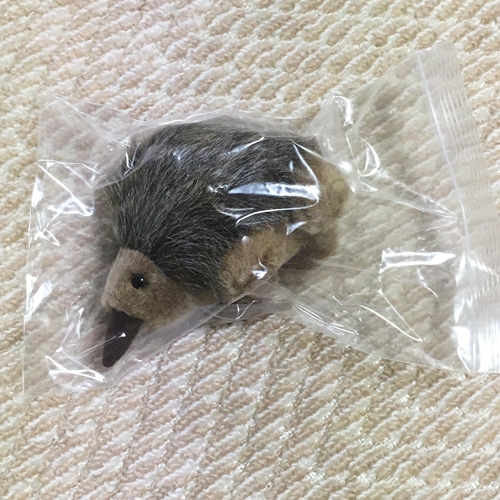 ぬいぐるみを包む