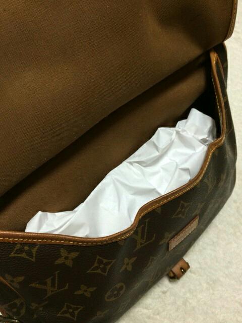 薄紙を入れ型崩れ防止