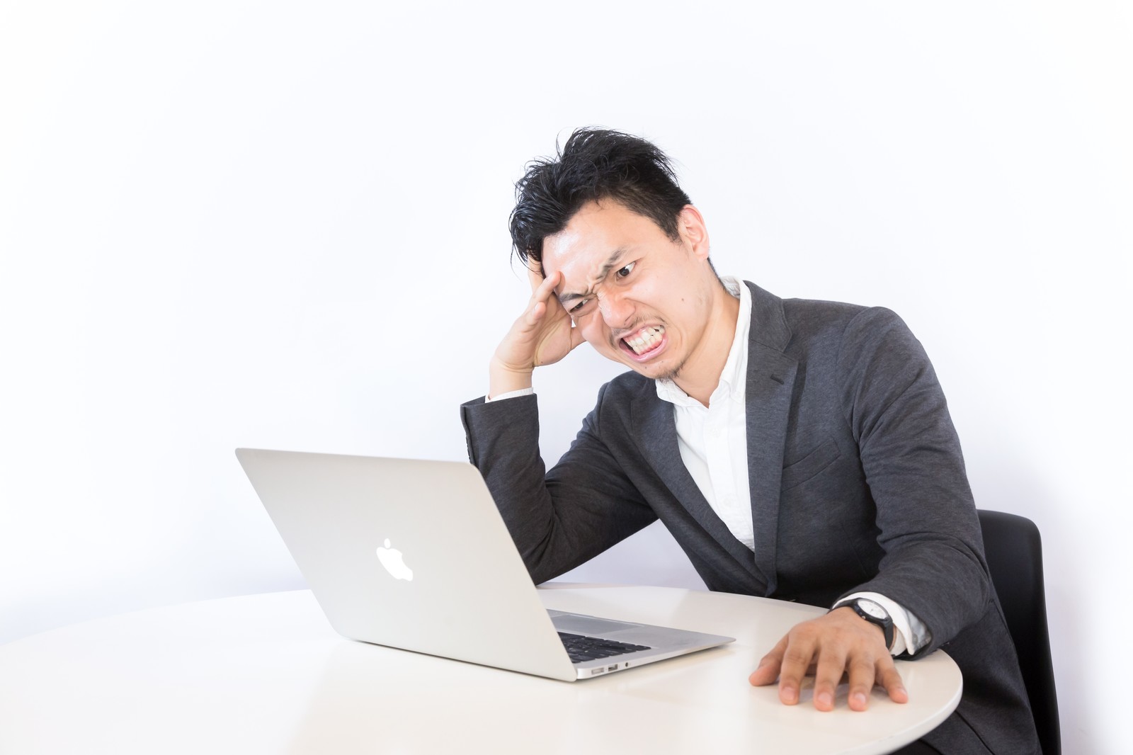 商品を無くしたときの表情