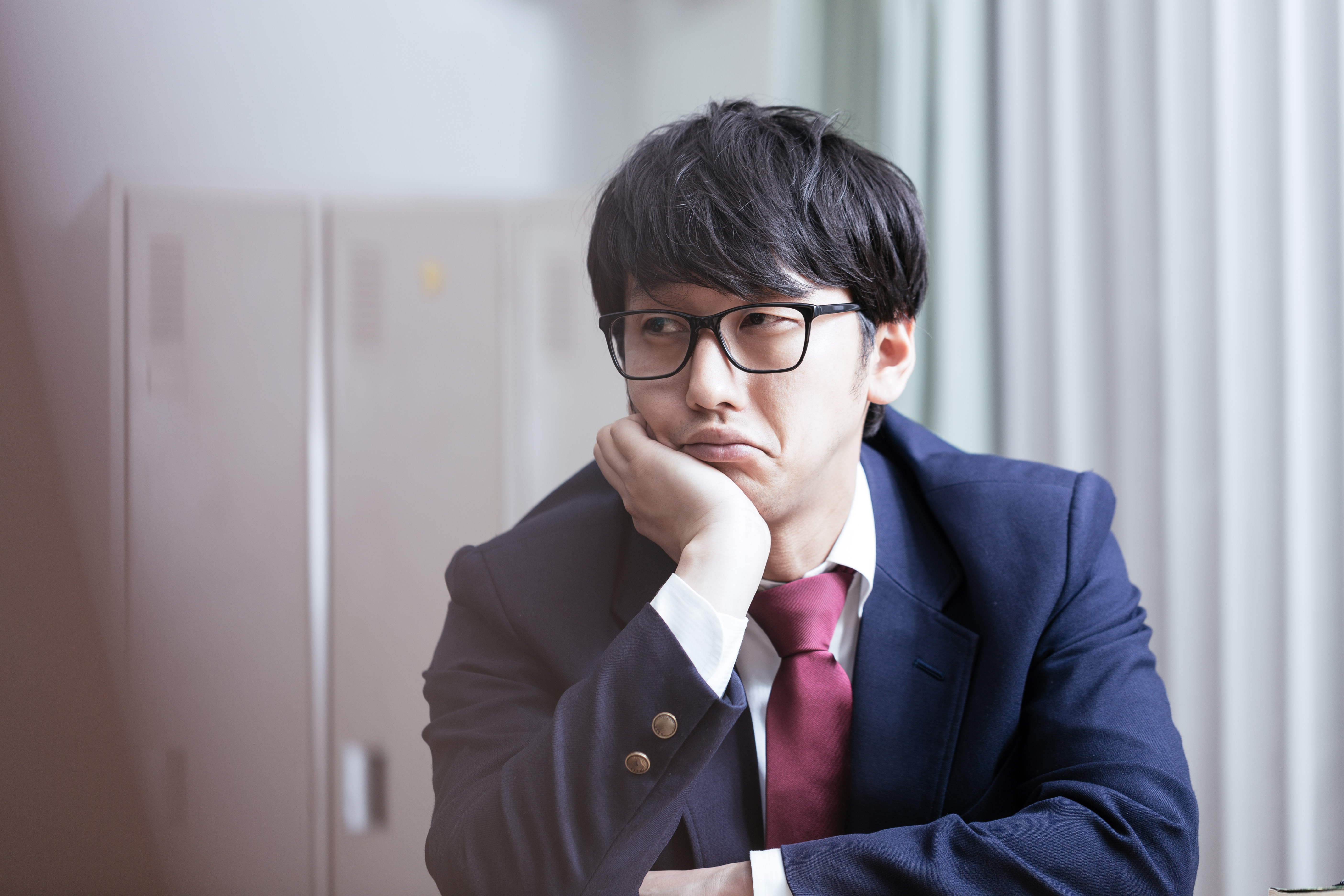 学生はクレカＮＧ