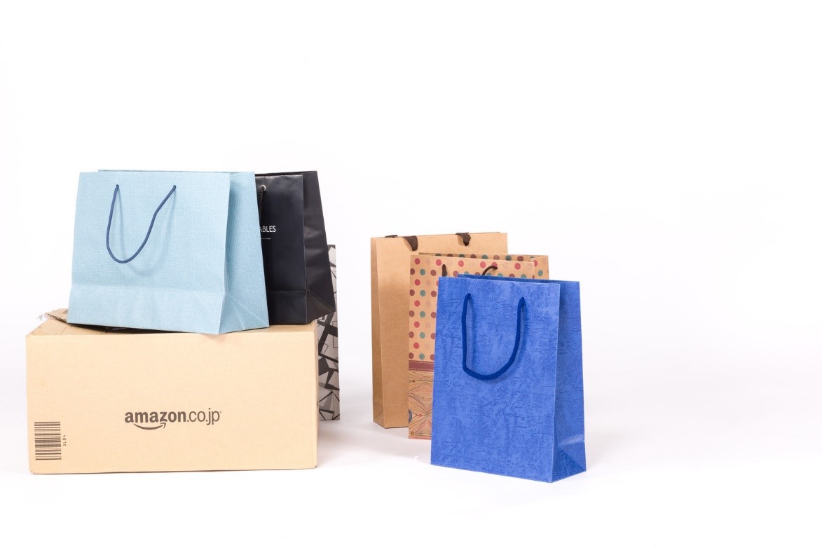 商品を発送する袋