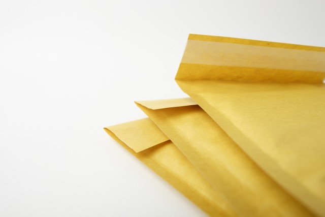 らくらくメルカリ便のネコポスで使う封筒