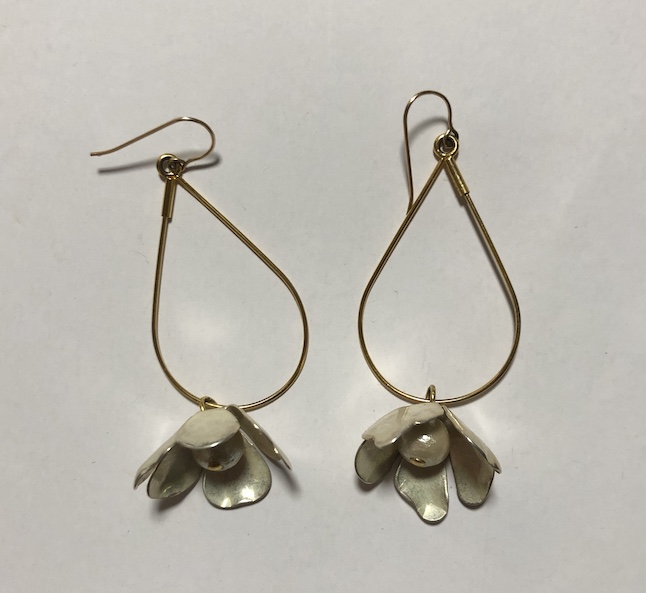 メルカリでピアスの送り方