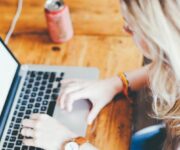 メルカリのパソコン版の使い方は？出品から購入までがわかるPCガイド