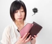 メルカリの未払いの通報の仕方は？ペナルティ内容や放置された時の対応ガイド