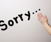 ラクマのお詫び例文は？謝罪メッセージを場面別に紹介！【発送が遅れる、不良品、不備など】